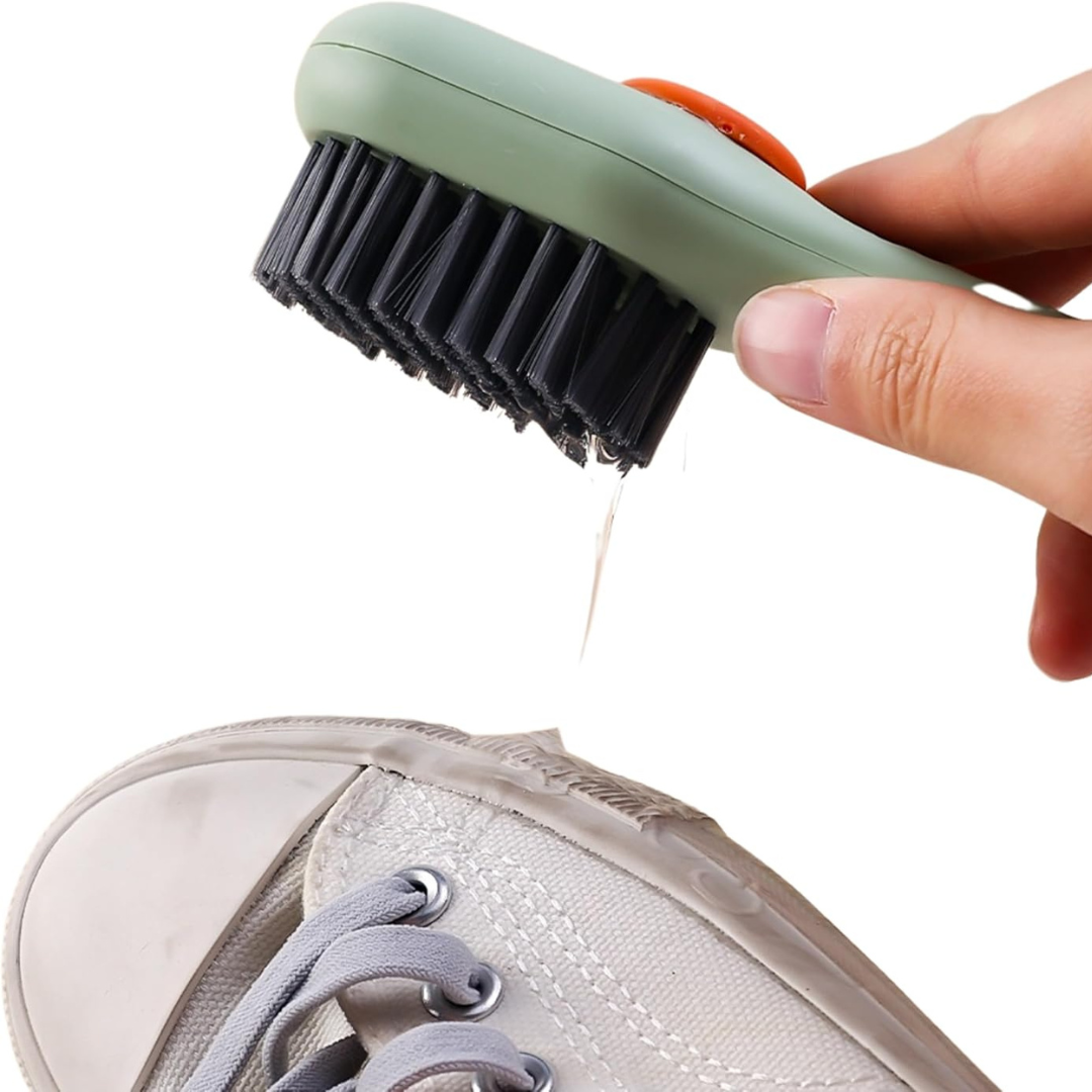 Cepillo con dispensador de jabón para zapatillas | SNEAKERS KLEAN
